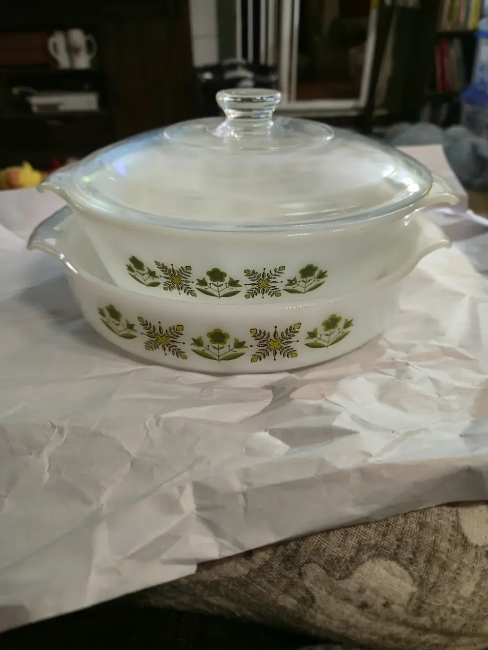 Vintage Anchor Hocking Fire-King Meadow Green Milk Glass Casserole Lot w Lid